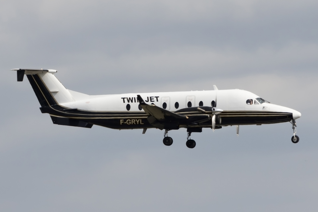 TwinJet, F-GRYL, Beechcraft, B1900D, 29.09.2015, TLS, Toulouse, France 



