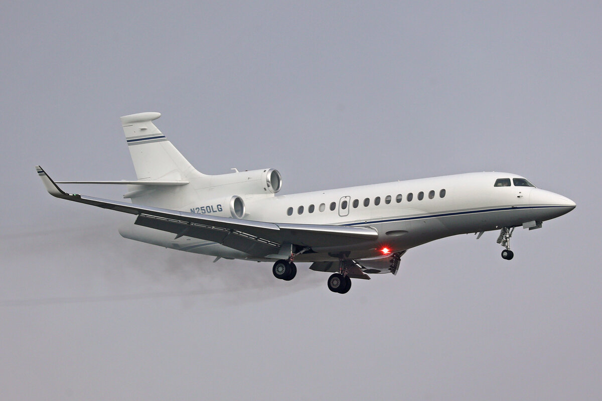 UIM Aircraft LLC, N250LG, Dassault Falcon 7X, msn: 012, 20.Januar 2026, ZRH Zürich, Switzerland.