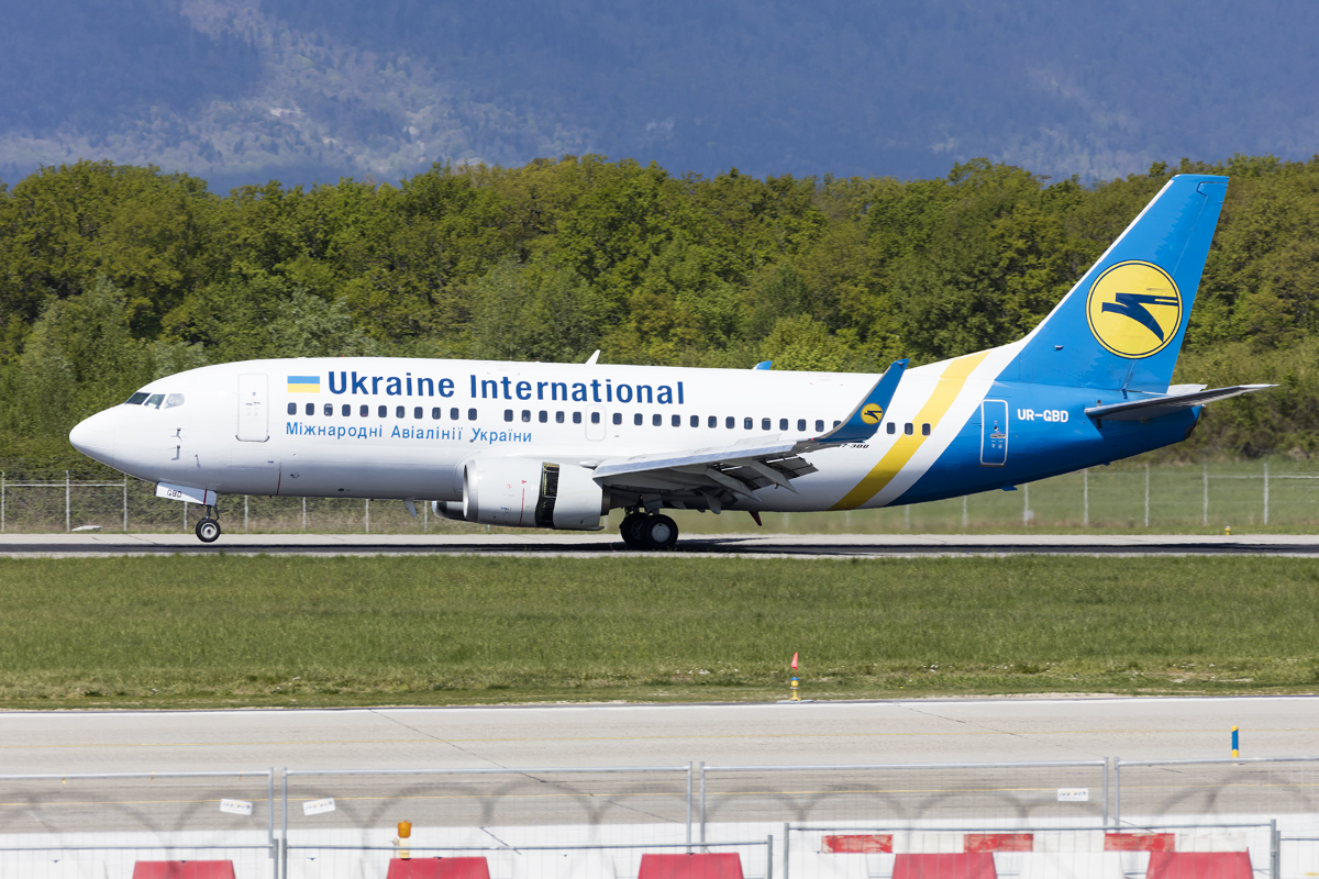 Ukraine International Airlines, UR-GBD, Boeing, B737-36Q, 17.04.2017, GVA, Geneve, Switzerland 


