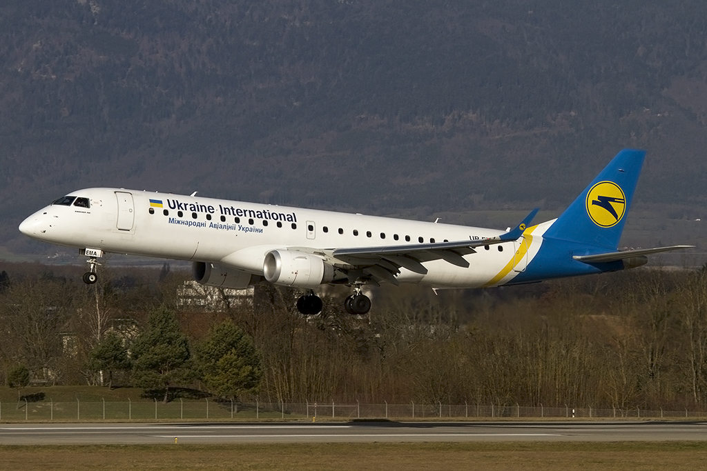 Ukraine International, UR-EMA, Embraer, ERJ-190, 13.01.2015, GVA, Geneve, Switzerland




