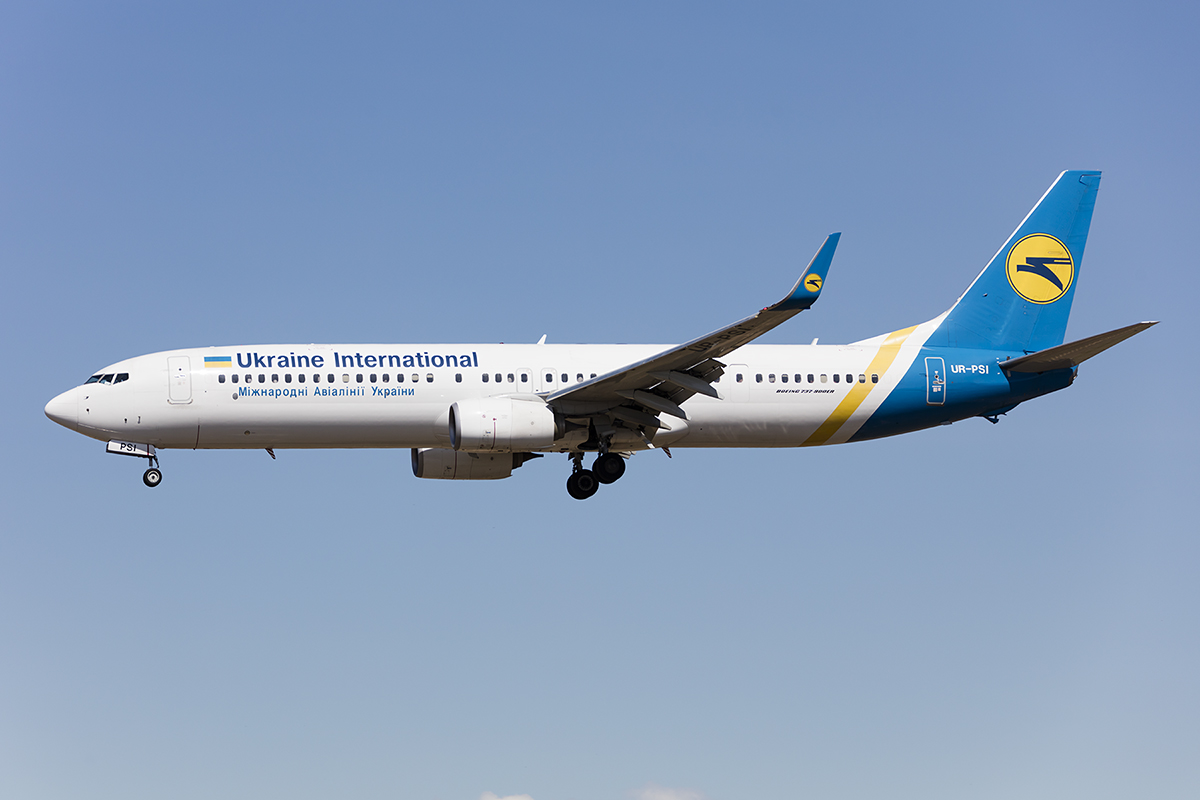 Ukraine International, UR-PSI, Boeing, B737-9KV-ER, 10.09.2017, BCN, Barcelona, Spain


