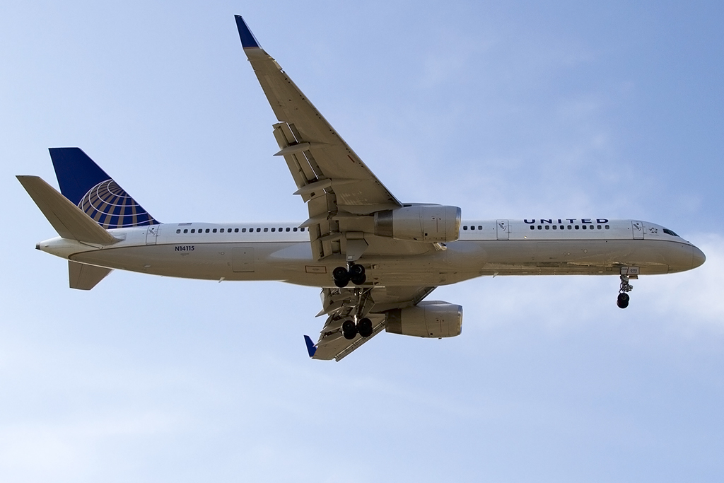 United Airlines, N14115, Boeing, B757-224, 02.06.2014, BCN, Barcelona, Spain 



