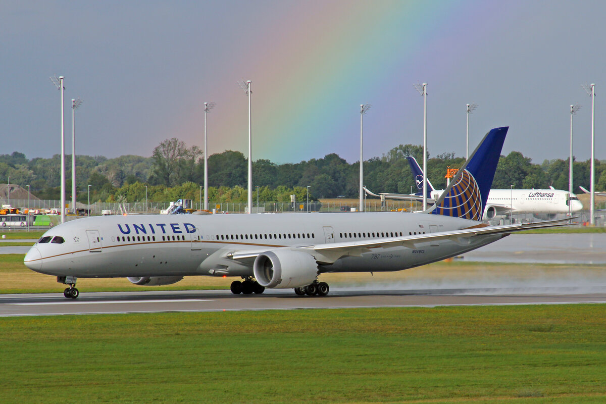 United Airlines, N24972, Boeing B787-9, msn: 40939/649, 10.September 2022, MUC München, Germany.