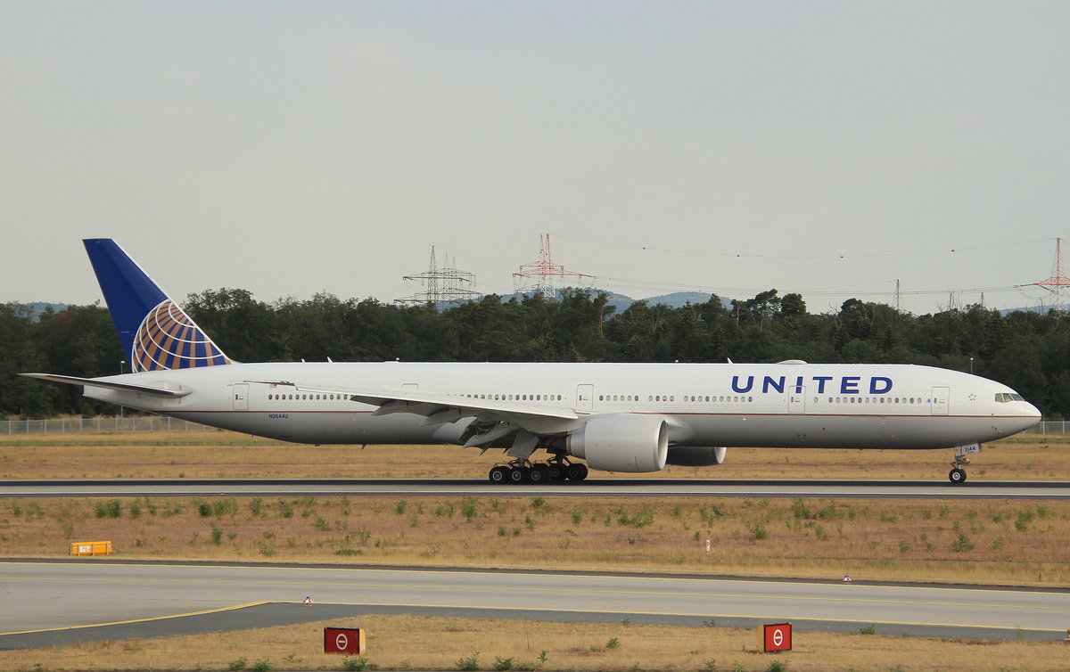 United Airlines, N2644U, MSN 63724,Boenig 777-322(ER), 07.07.2018, FRA-EDDF, Frankfurt, Germany 
