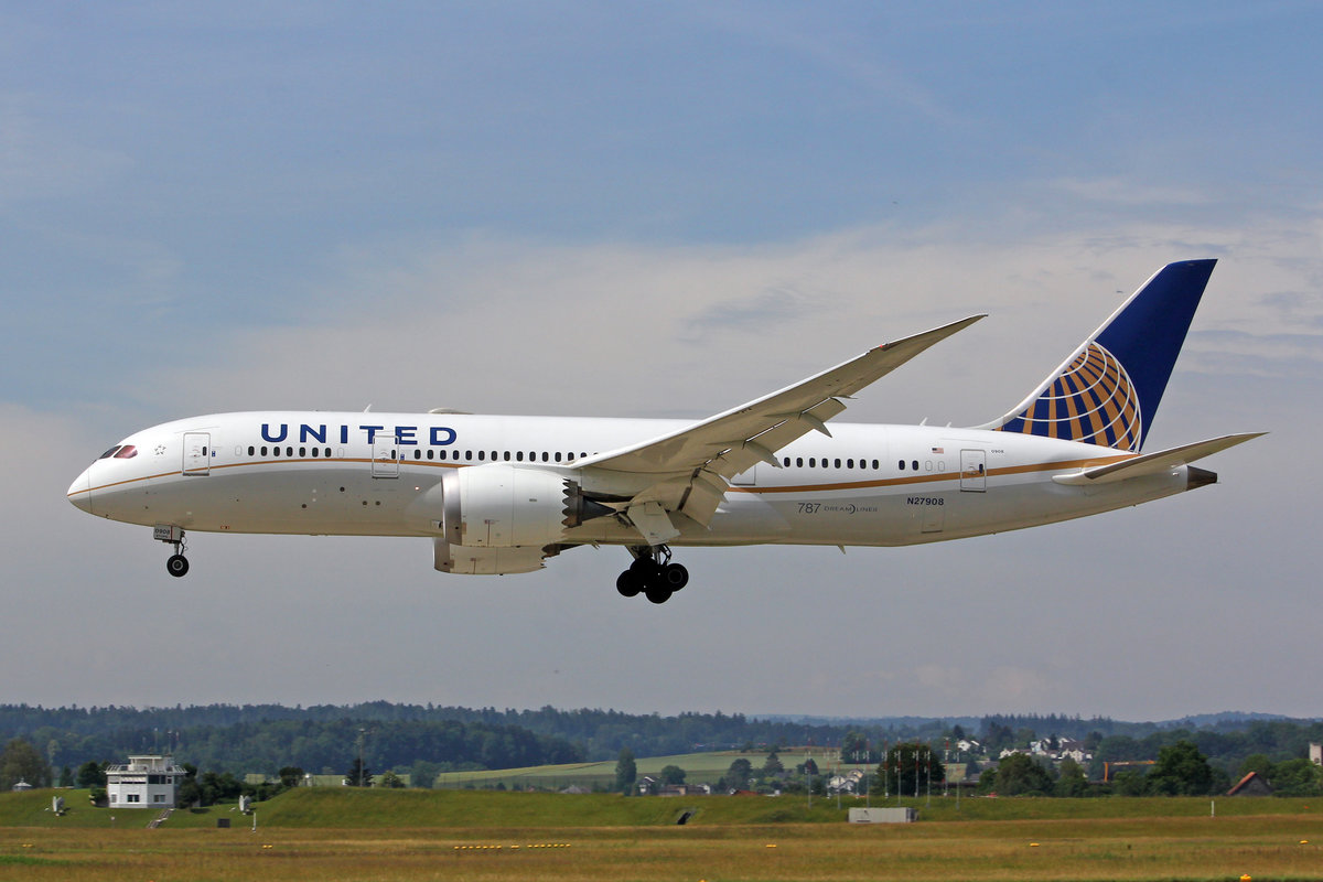 United Airlines, N27908, Boeing 787-824, msn: 36400/124, 15.Juni 2018, ZRH Zürich, Switzerland.