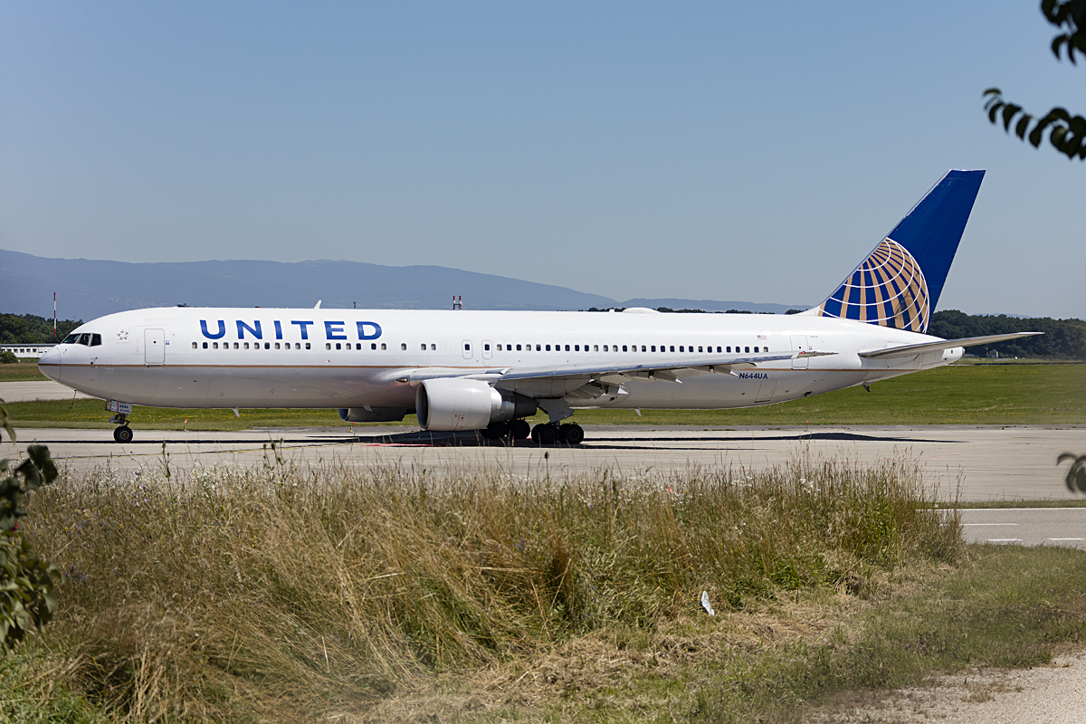 United Airlines, N644UA, Boeing, B767-322ER, 17.07.2016, GVA, Geneve, Switzerland



