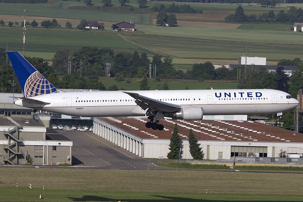 United Airlines, N68061, Boeing, B767-224ER, 08.06.2014, ZRH, Zuerich, Switzerland 



