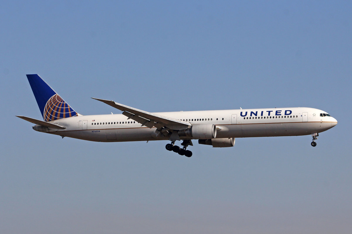 United Airlines, N76054, Boeing B767-424ER, msn: 29449/816, 21.Februar 2019, ZRH Zürich, Switzerland.