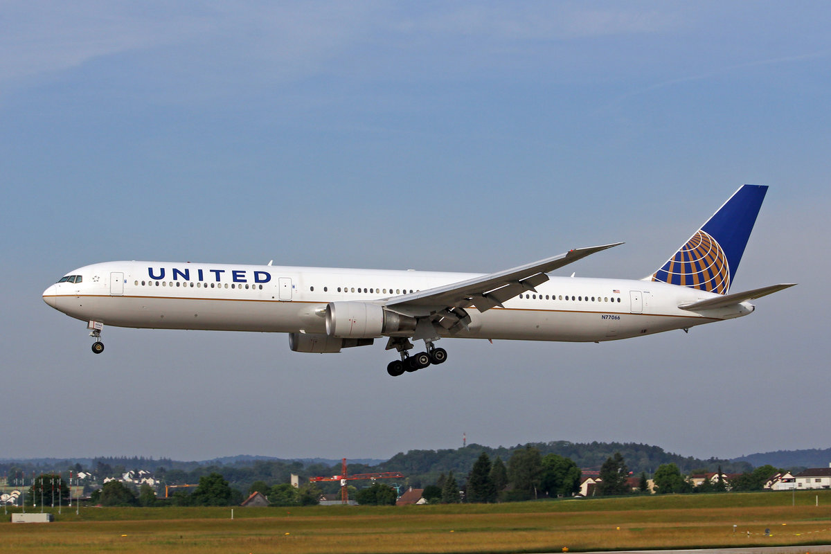 United Airlines, N77066, Boeing 767-424ER, msn: 29461/878, 15.Juni 2018, ZRH Zürich, Switzerland.