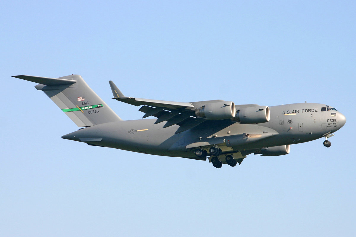 US Air Force, 90-0535, Boeing C-17A, msn: 50014/F.13/P10, 18.Mai 2005, FRA Frankfurt, Germany.