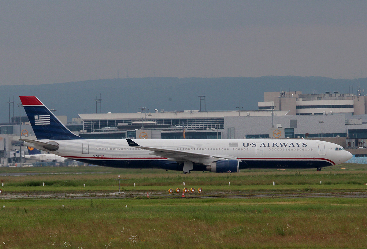 US Airways A 330-323X N275AY bei der Ankunft in Frankfurt am 10.06.2013