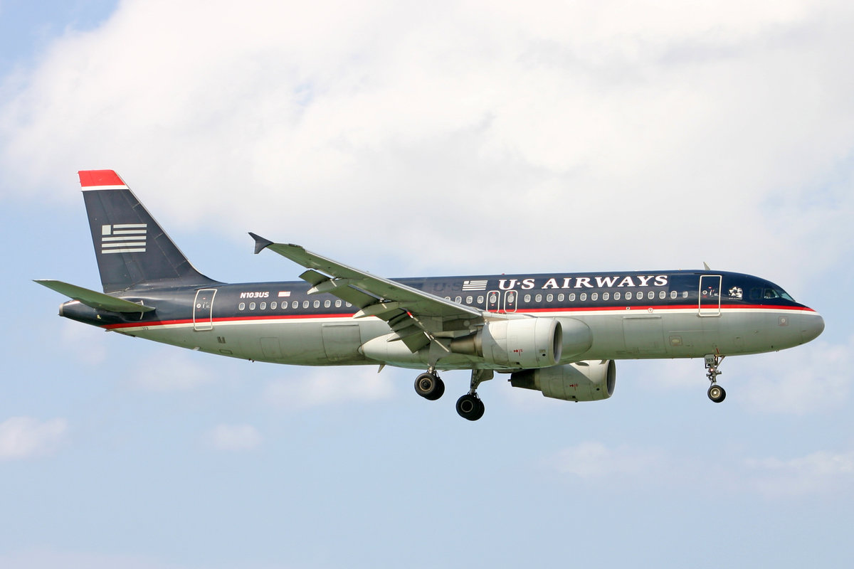 US Airways, N103US, Airbus A320-214, msn: 861, 01.Januar 2007, MBJ Montego Bay, Jamaika.