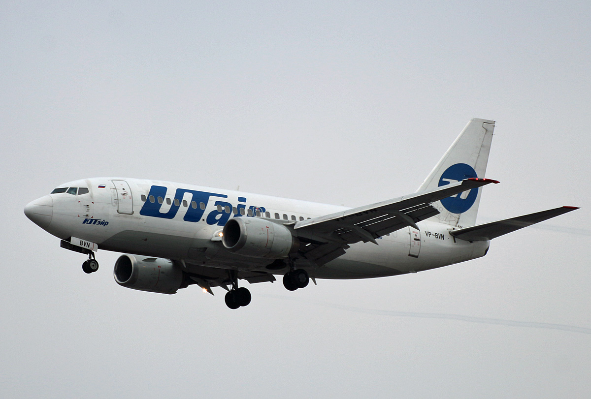 UTair, Boeing B 737-524, VP-BVN, TXL, 19.01.2020