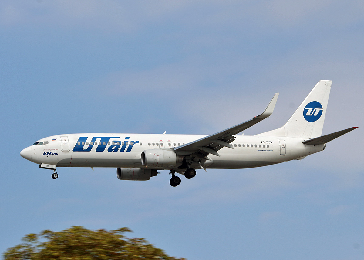 UTair, Boeing B 737-8GU, VQ-BQR, TXL, 18.08.2018