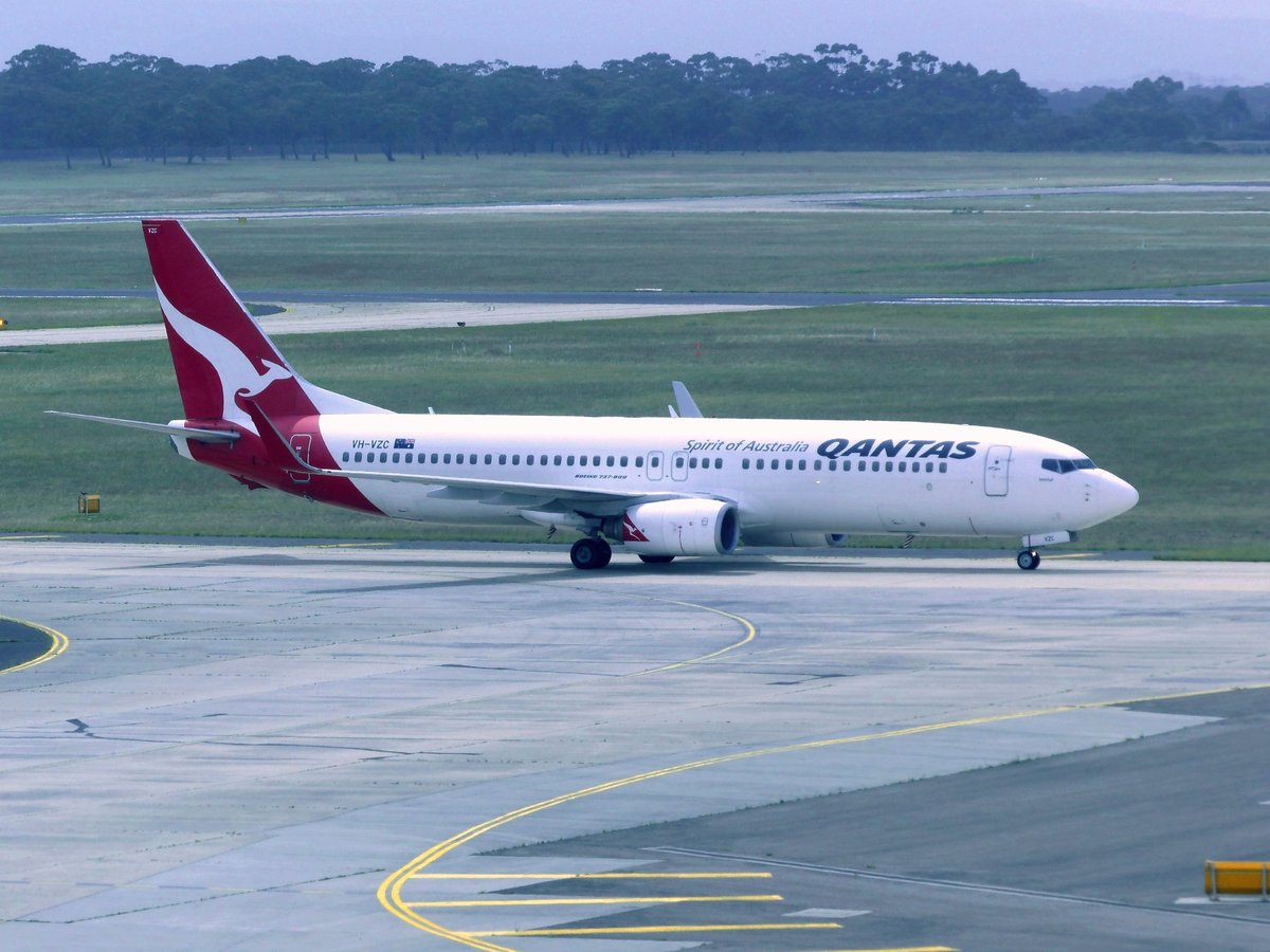 VH-VZC, Boeing 737-838, Qantas Airways, Melbourne Airport (MEL), 20.1.2018