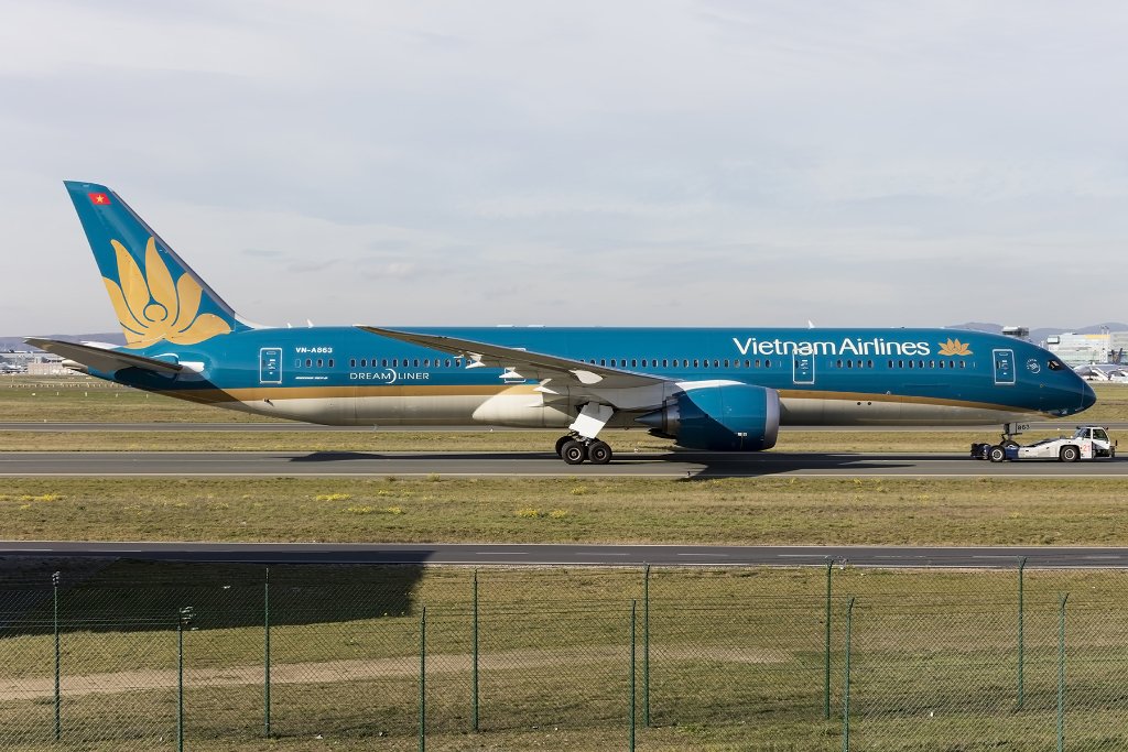 Vietnam Airlines, VN-A863, Boeing, B787-9, 08.11.2015, FRA, Frankfurt, Germany 




