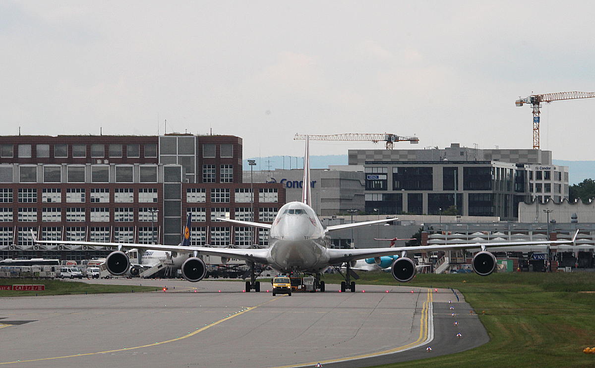Virgin Atlantic B 747-41R G-VROC am 10.06.2013 auf dem Flughafen Frankfurt