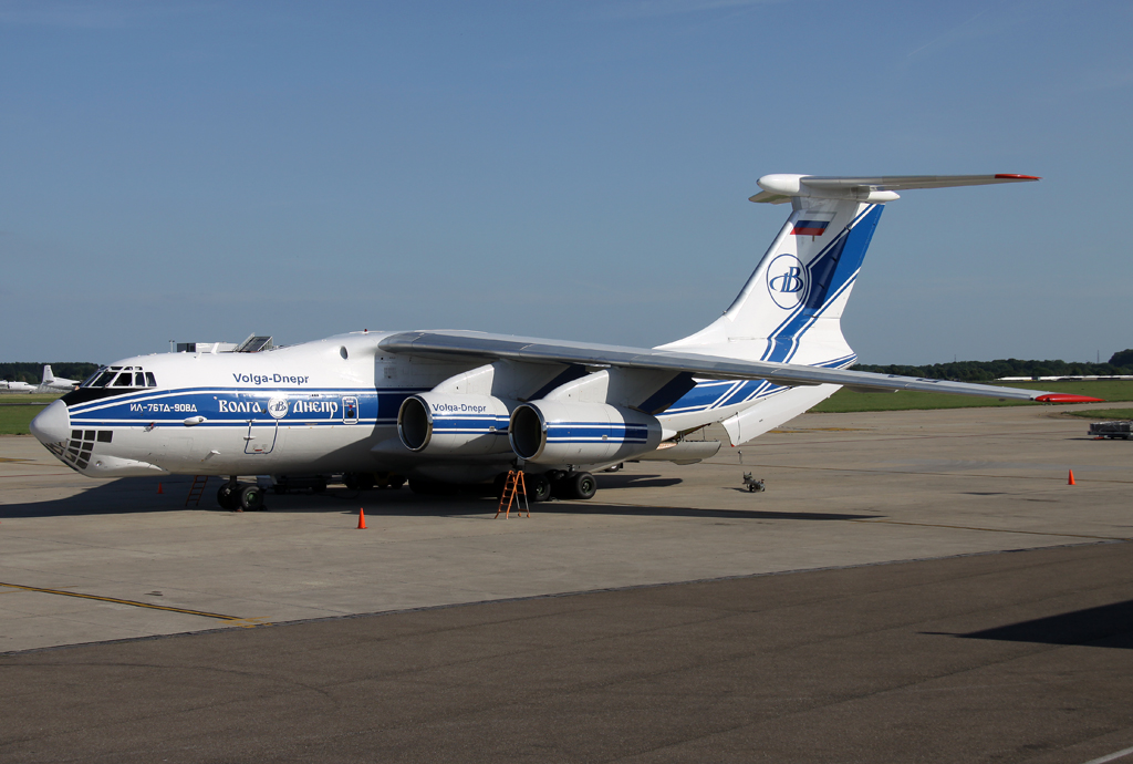 Volga Dnepr IL-76 RA-76511 in MST / EHBK / Maastricht am 12.06.2014