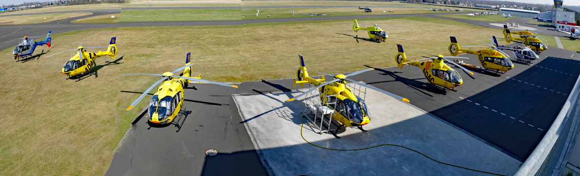  Volle Hütte  vor der ADAC-Werft in Bonn-Hangelar mit EC- und BK 117-Hubschraubern. 
7 x ADAC, je 1 vom Rettungsdienst-Niederlande, Polizei Rheinland-Pfalz und Polizei Croatia - EDKB 13.03.2017

