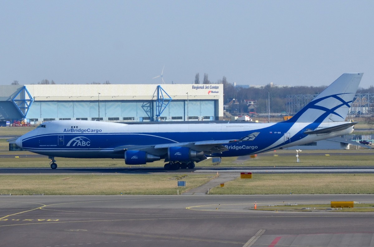 VP-BIK AirBridgeCargo Boeing 747-46NF(ER)  in Amsterdam gelandet  13.03.2015