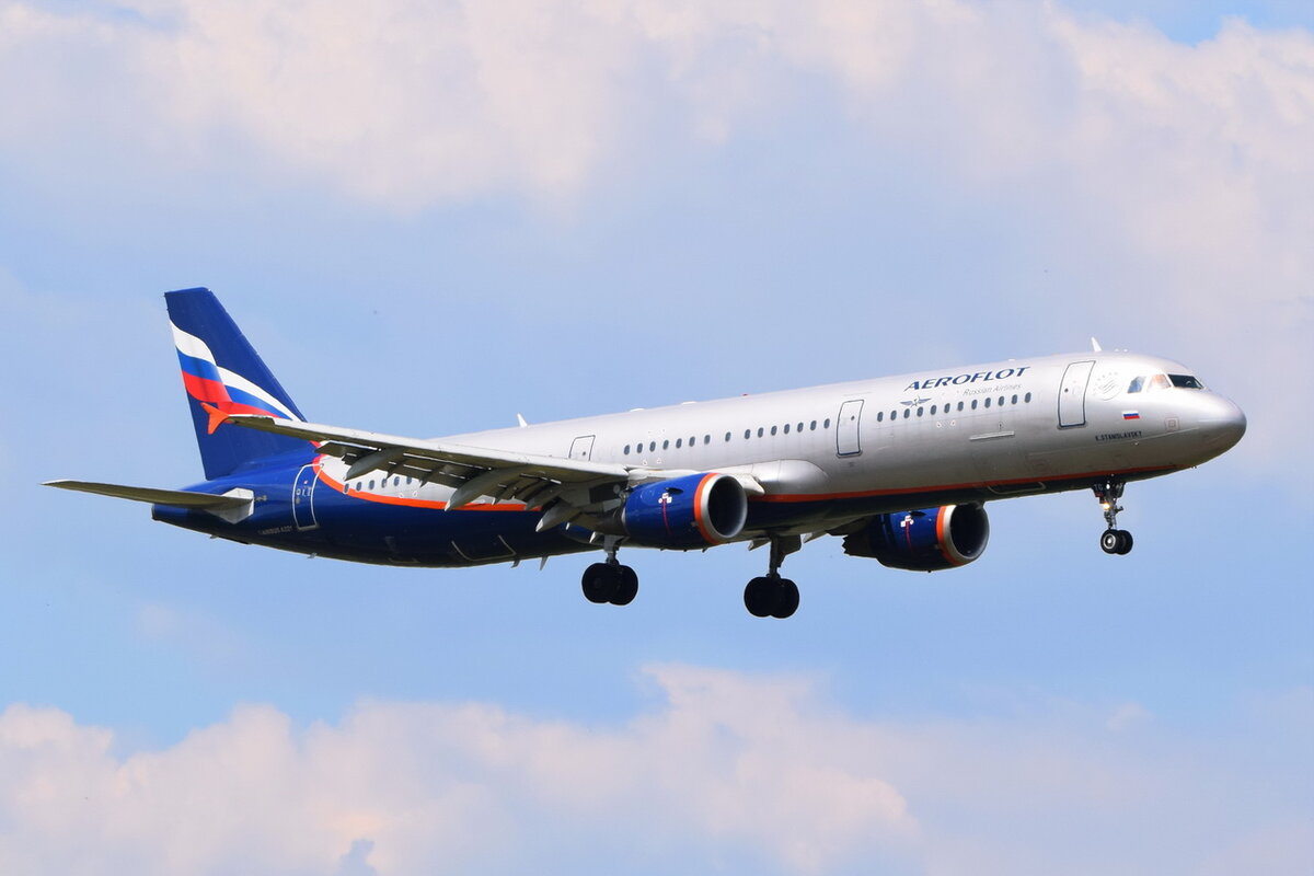 VP-BTG , Aeroflot - Russian Airlines , Airbus A321-211 ,  Berlin-Brandenburg  Willy Brandt  , BER , 06.06.2021  