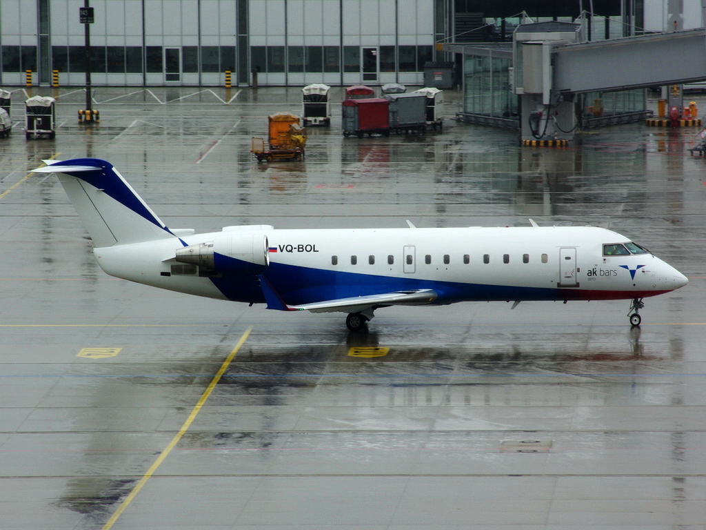 VQ-BOL Ak Bars Aero Canadair CL-600-2B19 Regional Jet CRJ-200ER    14.09.2013

Flughafen Mnchen