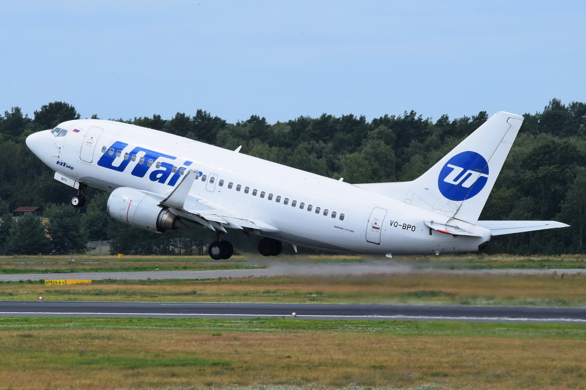 VQ-BPO UTair Aviation Boeing 737-524(WL)  , TXL , 13.07.2017