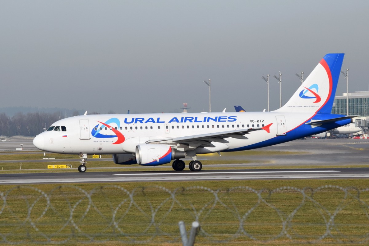 VQ-BTP Ural Airlines Airbus A319-111  beim Start am 11.12.2015 in München