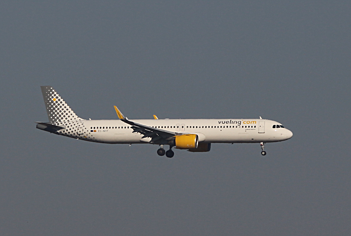 Vueling, Airbus A 321-271NX, EC-NYF, BER, 06.03.2026