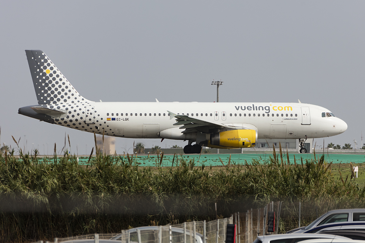 Vueling Airlines, EC-LQK, Airbus, A320-232, 26.10.2016, AGP, Malaga, Spain 




