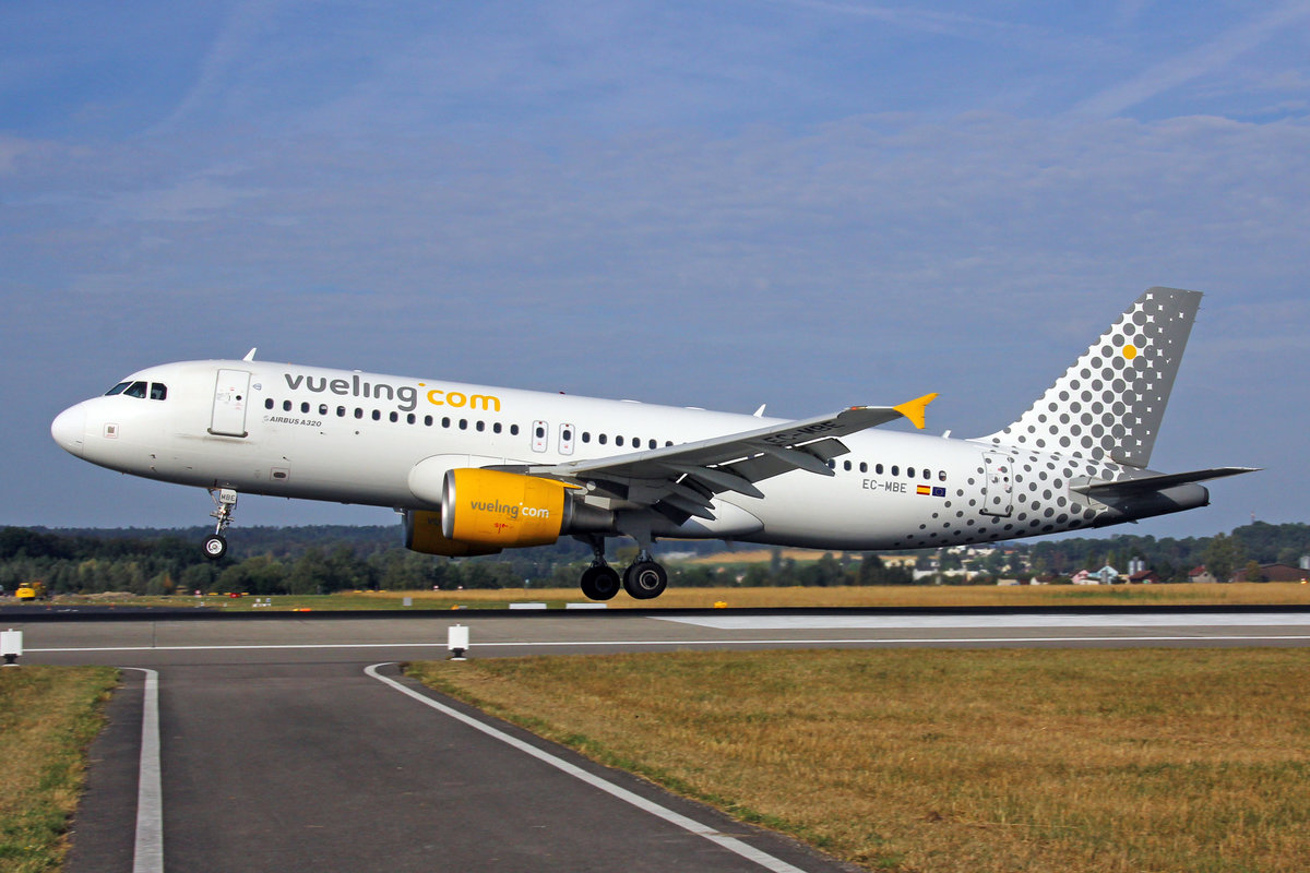 Vueling Airlines, EC-MBE, Airbus, A320-214, msn: 3476, 01.August 2018, ZRH Zürich, Switzerland.