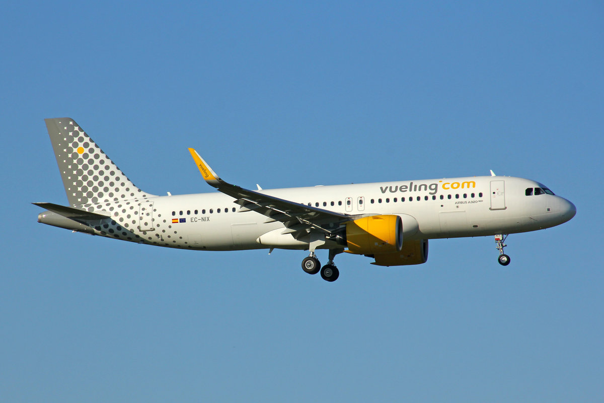 Vueling Airlines, EC-NIX, Airbus A320-271N, msn: 10024, 27.Juli 2020, ZRH Zürich, Switzerland.