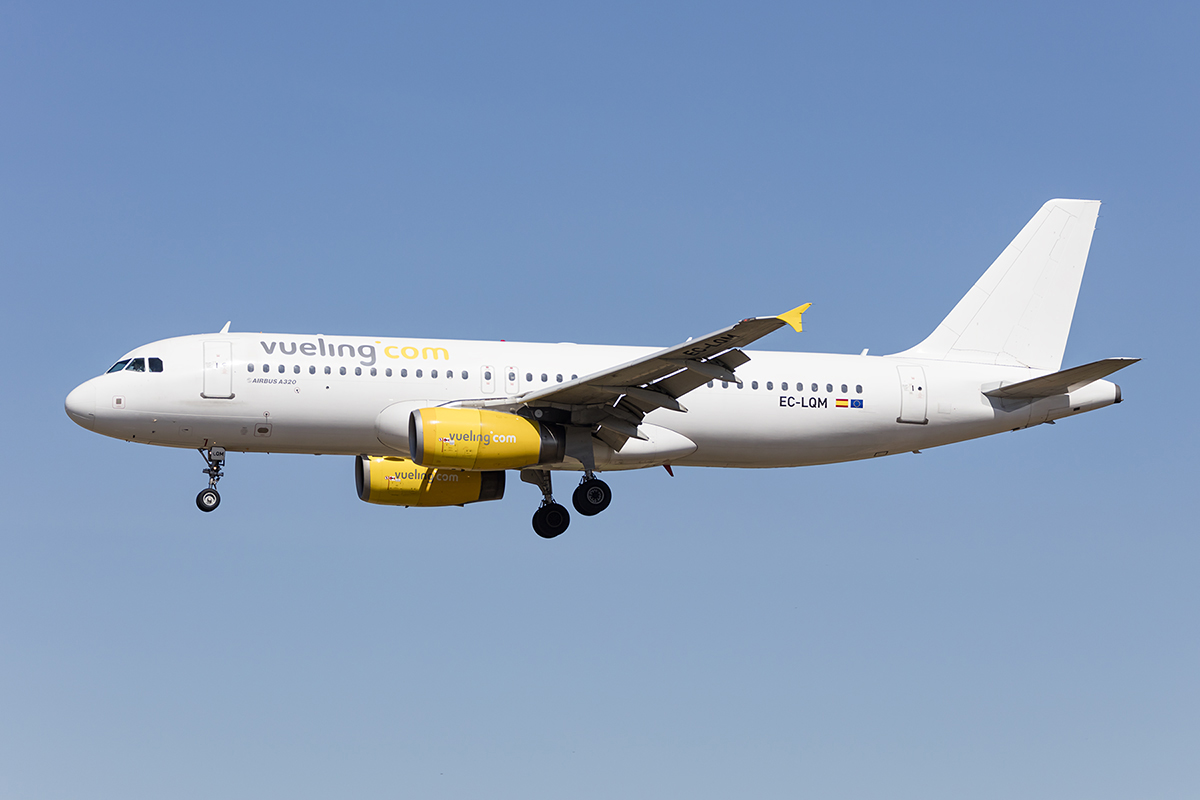 Vueling, EC-LQM, Airbus, A320-232, 10.09.2017, BCN, Barcelona, Spain



