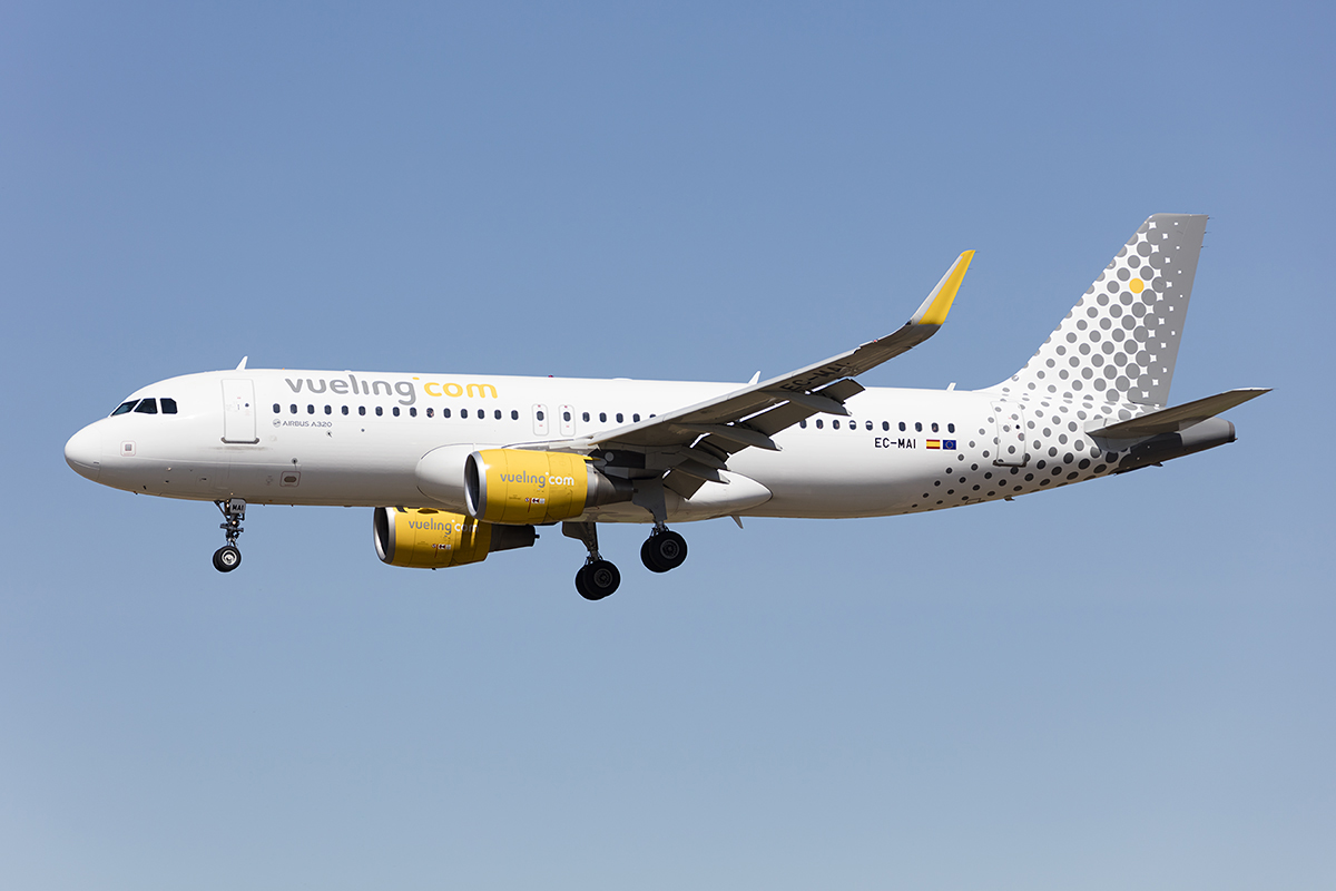 Vueling, EC-MAI, Airbus, A320-214, 10.09.2017, BCN, Barcelona, Spain 


