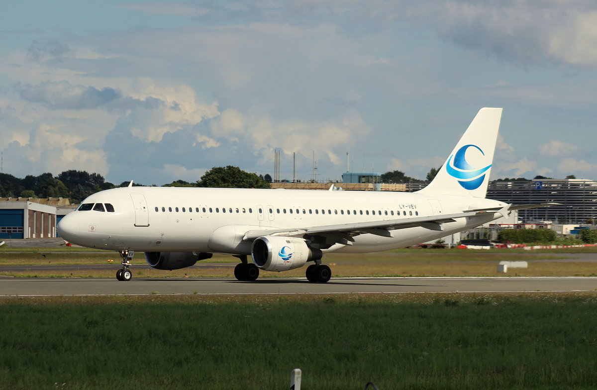 Vueling, LY-VEV,(c/n 211),Airbus A 320-211,06.08.2016,HAM-EDDH, Hamburg, Germany (Avion Express livery) 