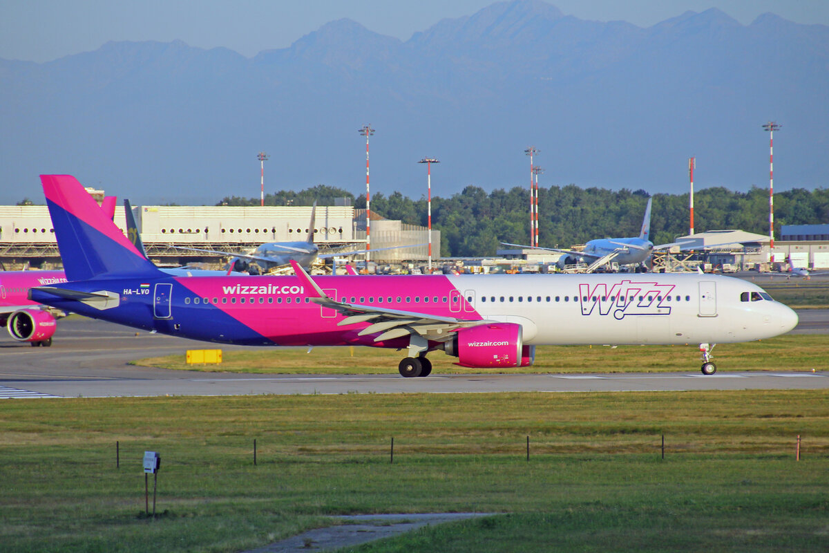 WIZZ Air, HA-LVO, Airbus 321-271NX, msn: 10099, 02.Juli 2021, MXP Milano Malpensa, Italy.