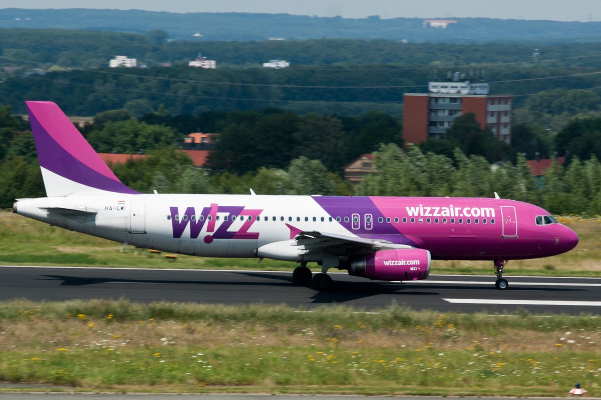 Wizz Air, HA-LWI, Airbus, A 320-200, 24.07.2014, DTM-EDLW, Dortmund, Germany 