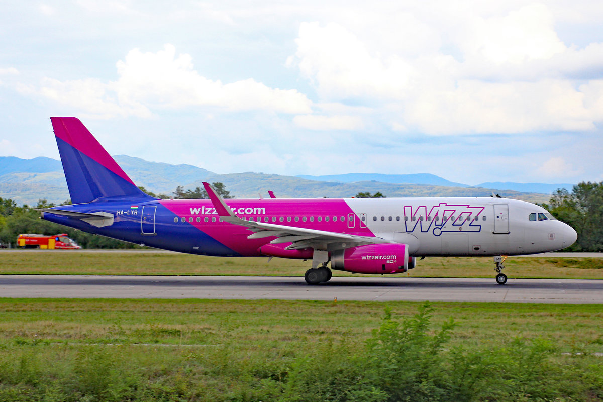 Wizz Air, HA-LYR, Airbus A320-232, msn: 6631, 03.September 2018, BSL Basel-Mülhausen, Switzerland.