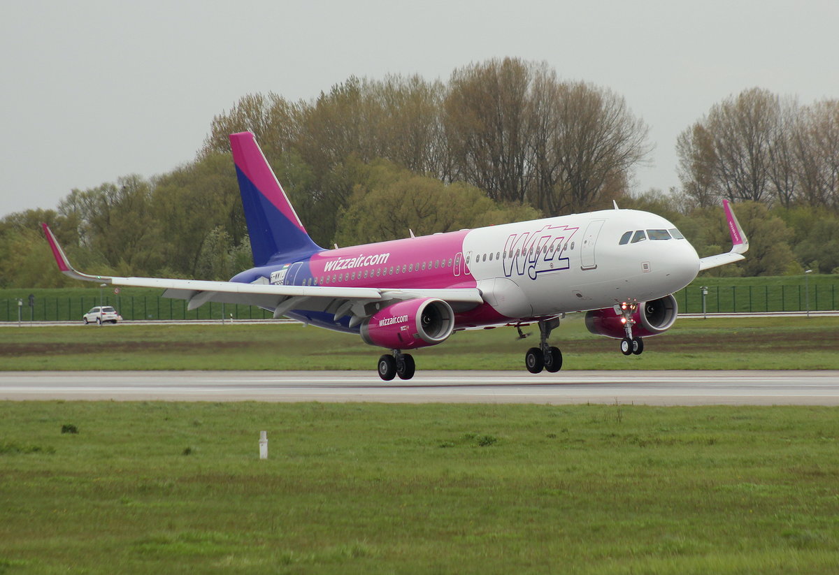 Wizzair Hungary, F-WWIJ, Reg.HA-LYW, MSN 7695, Airbus A 320-232 (SL), 04.05.2017, XFW-EDHI, Hamburg-Finkenwerder, Germany 