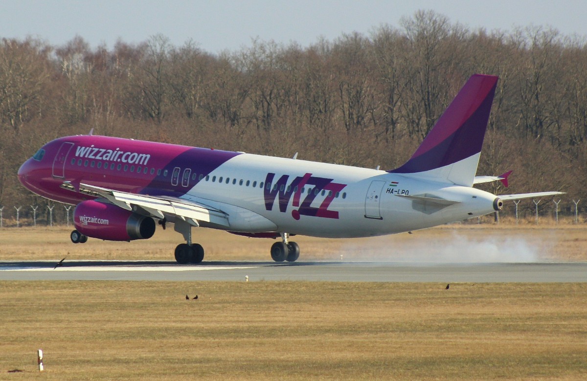 Wizzair Hungary, HA-LPO,(c/n 3384), Airbus A 320-232, 16.03.2016,LBC-EDHL, Lübeck, Germany 