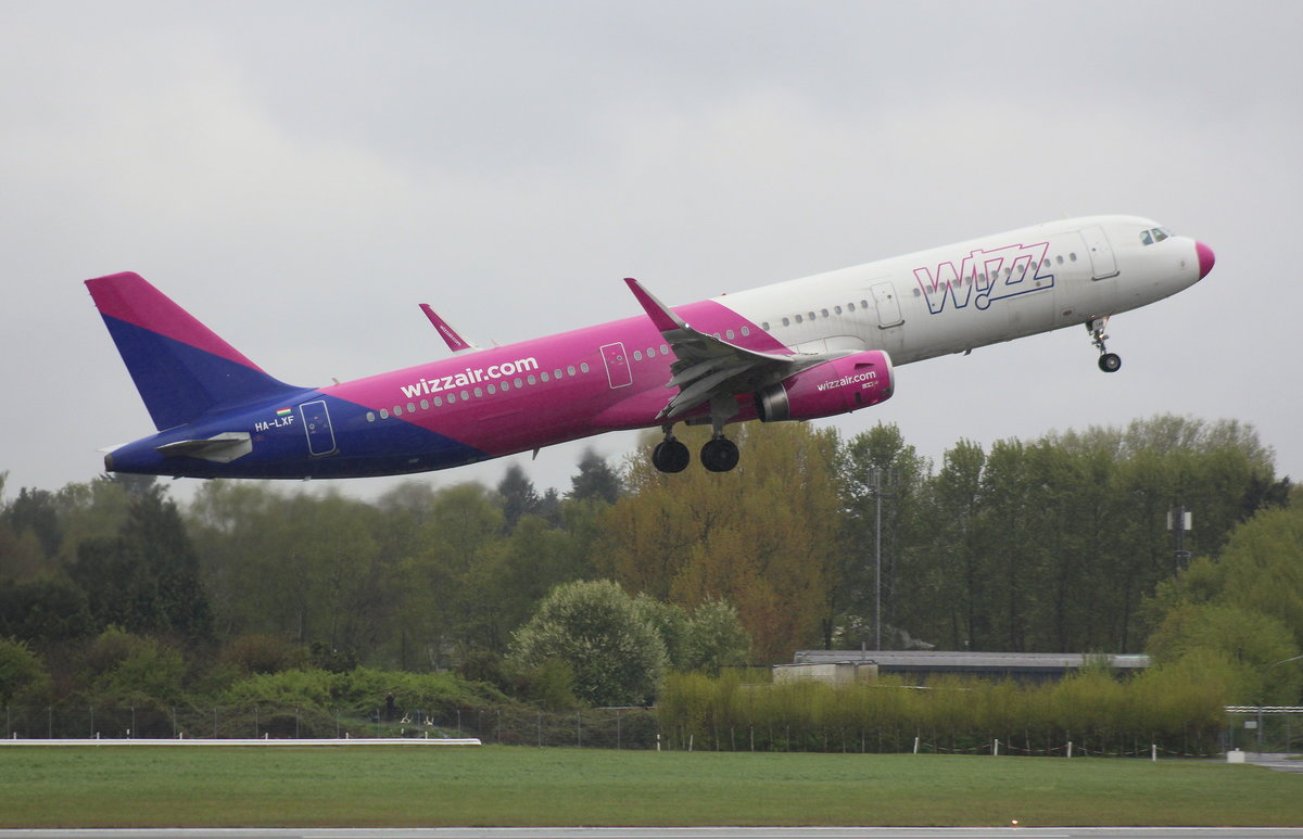Wizzair Hungary, HA-LXF, MSN 7155, Airbus A 321-231 (SL), 05.05.2017,  HAM-EDDH, Hamburg, Germany 