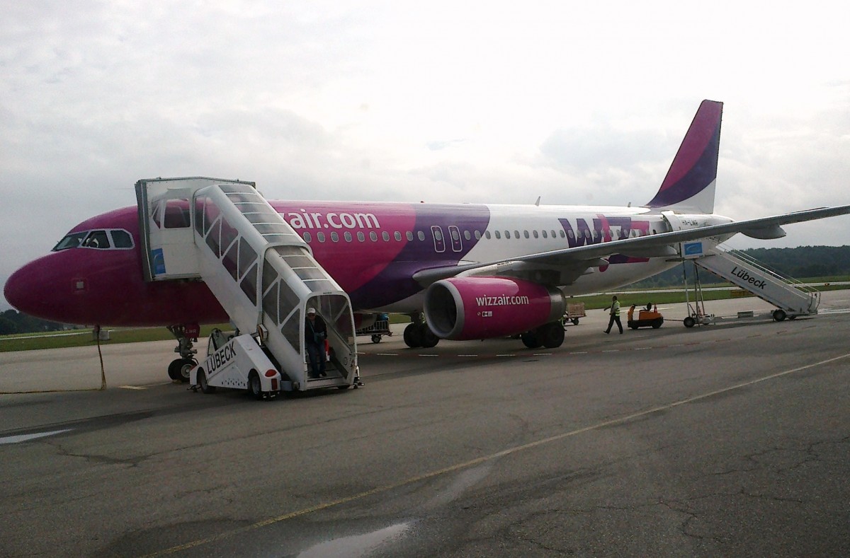 Wizzair Hungary,HA-LWR,(c/n5604),Airbus A320-232(SL),20.09.2013,LBC-EDHL,Lbeck,Germany