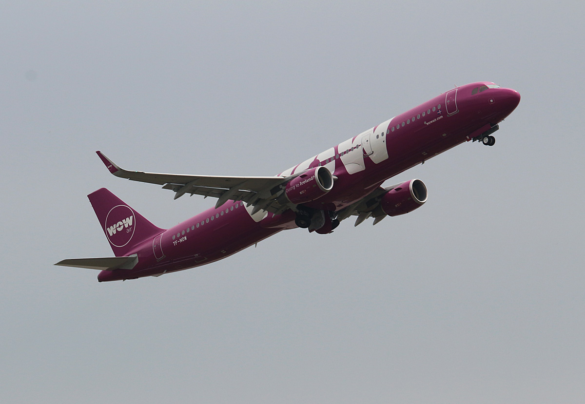 WOW Air, Airbus A 321-211, TF-NOW, SXF, 24.06.2017