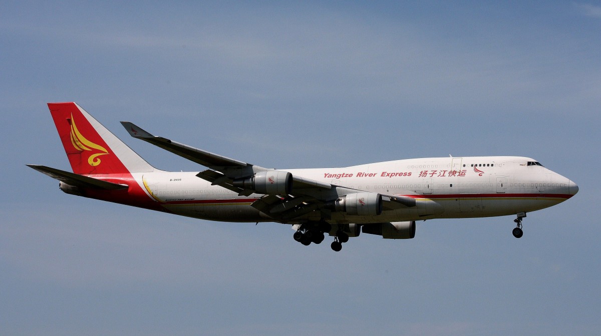 Yangtze River Express,B-2435,(c/n 28282),Boeing 747-481(BDSF),17.05.2014,AMS-EHAM,Amsterdam-Schiphol,Niederlande