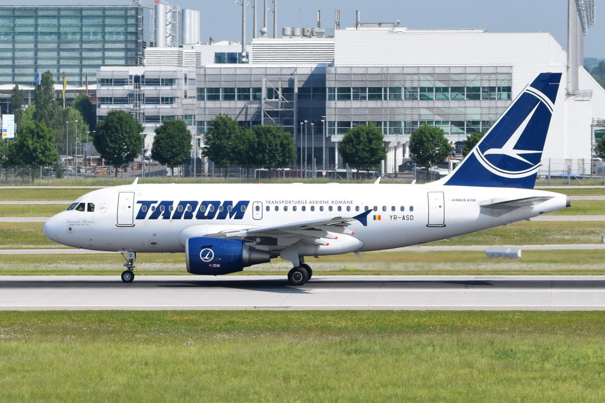YR-ASD TAROM Airbus A318-111   , MUC , 03.06.2017