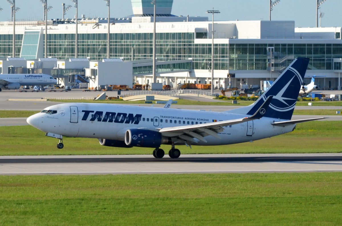 YR-BGH TAROM Boeing 737-78J(WL)  bei der Landung in München  10.05.2015