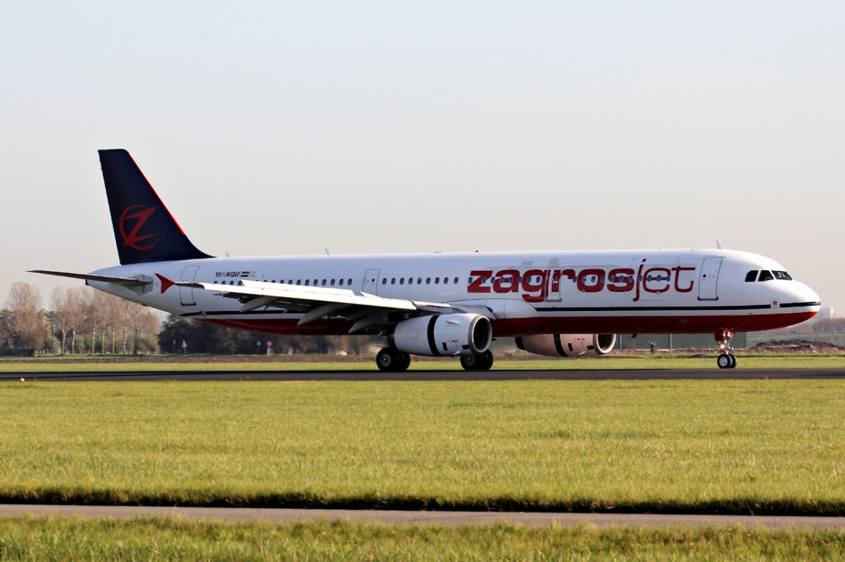 Zagrosjet YI-AQV nach der Landung in Amsterdam 1.11.2014