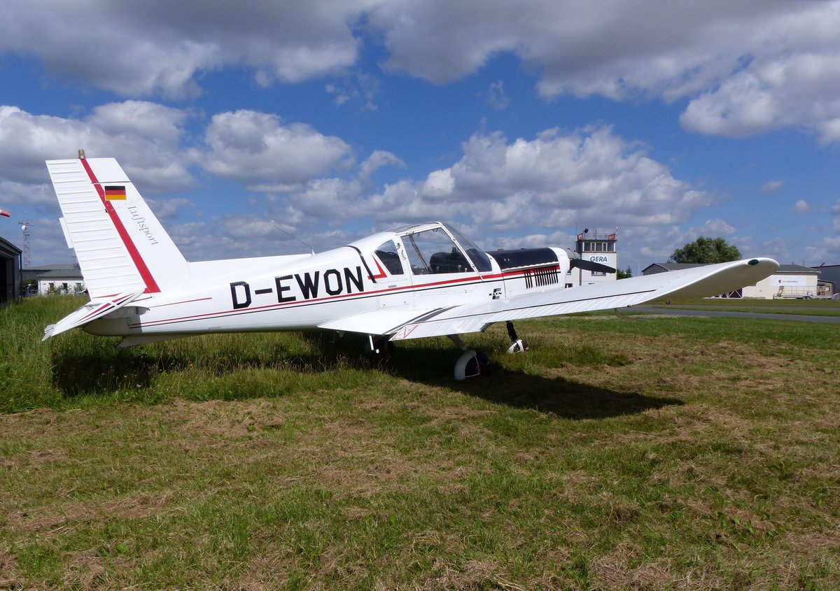 Zlin 42, D-EWON (ex. DDR-WON), Flugplatz Gera (EDAJ), 13.8.2016