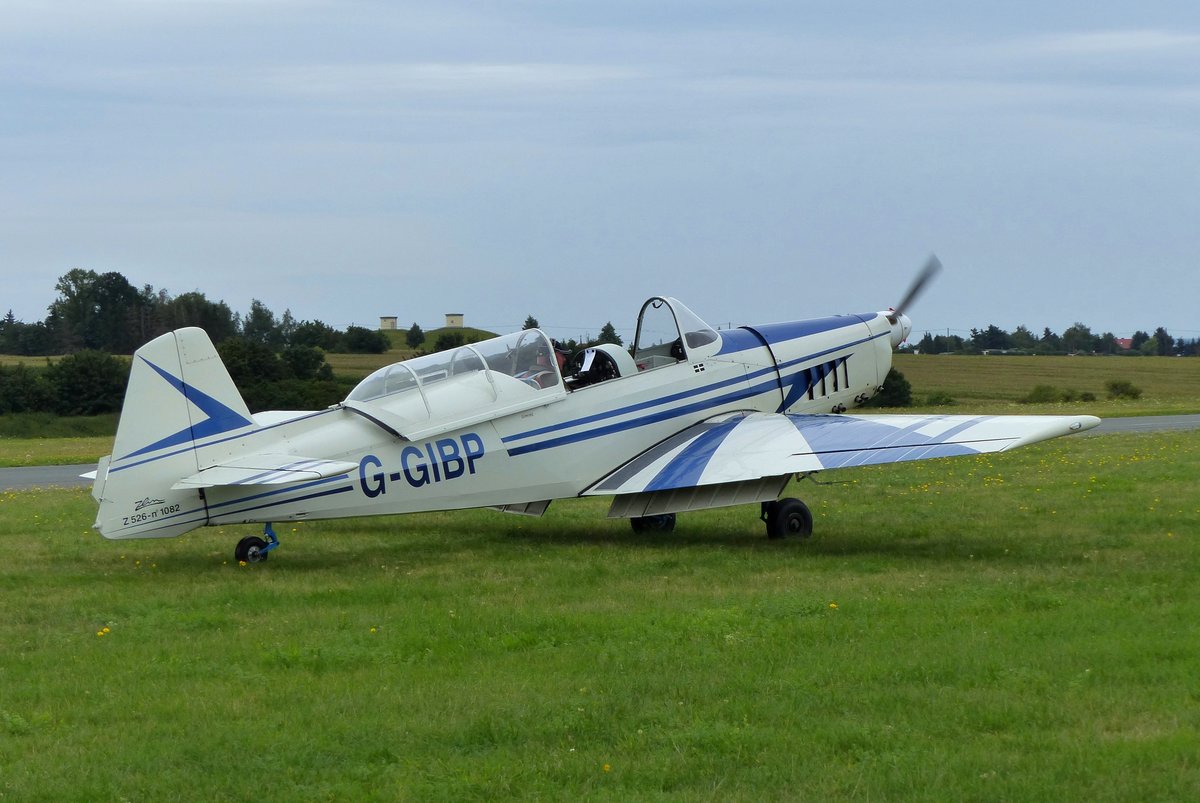 Zlin 526 TM, G-GIPB bei der Vintage Aerobatic World Championship in Gera am 17.8.2019