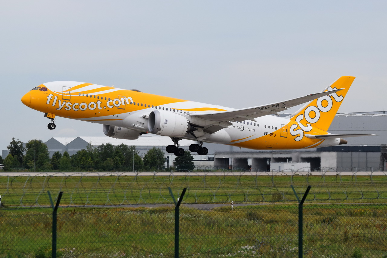9V-OFJ , Scoot , Boeing 787-8 Dreamliner , Berlin-Brandenburg  Willy Brandt  , BER , 30.08.2023 , 